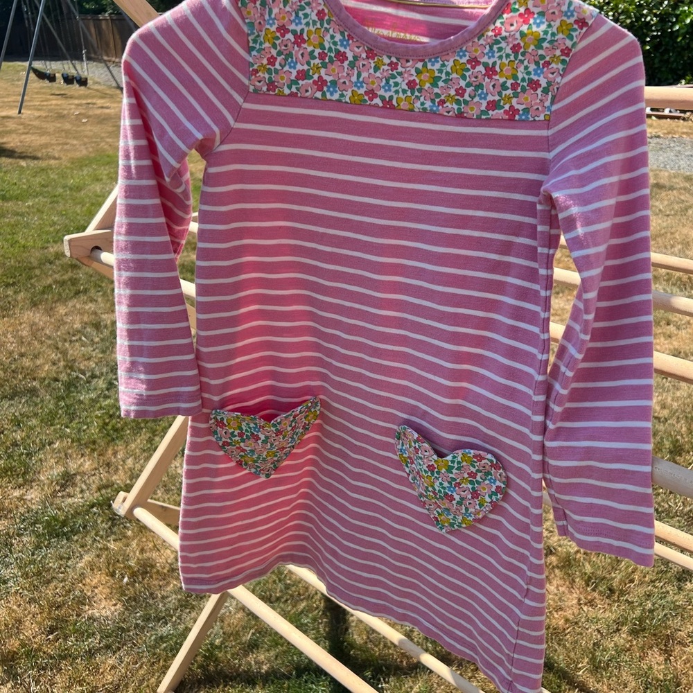 Mini Boden Pink Striped girls Dress w/ Floral print , size 7-8
